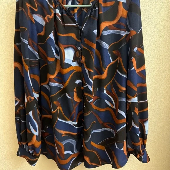 Multi pattern blouse - Picture 2 of 4